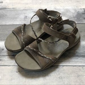 Merrell Sandals Violotta Sandals Tan Size 8